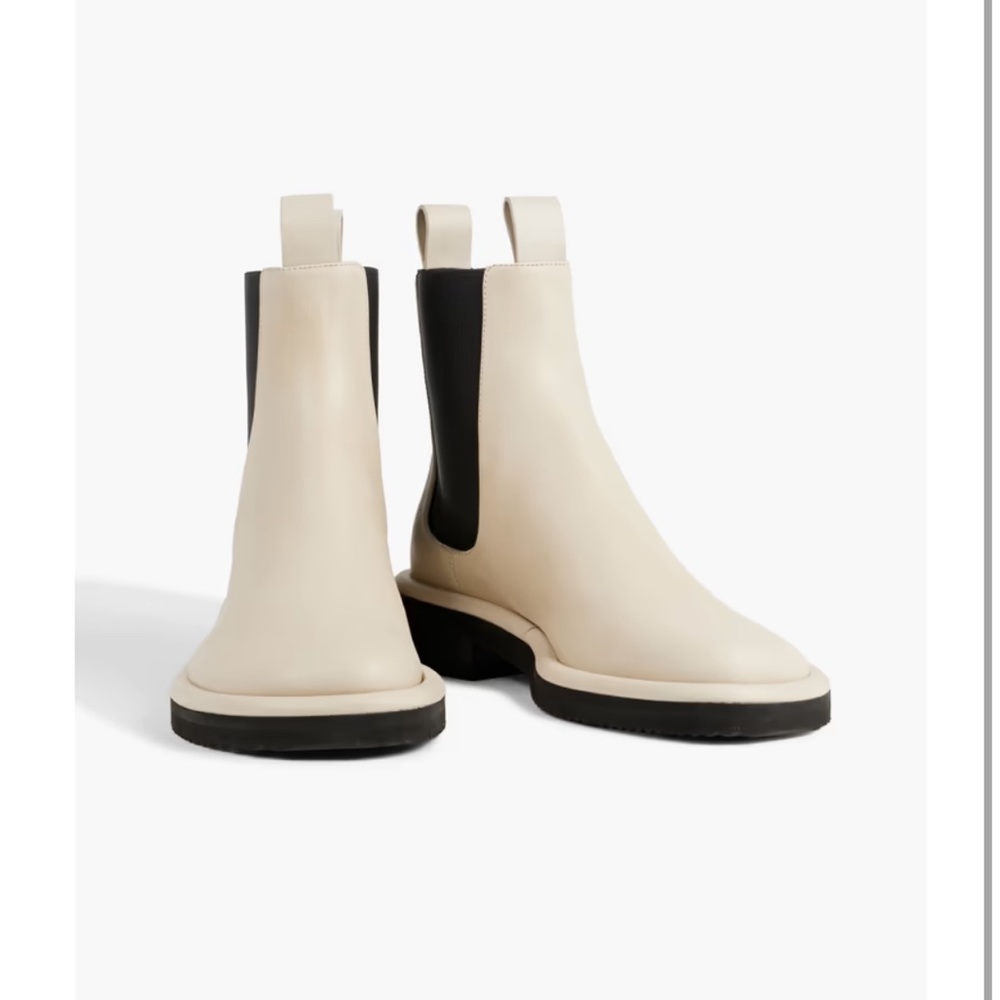 BNIB proenza boots